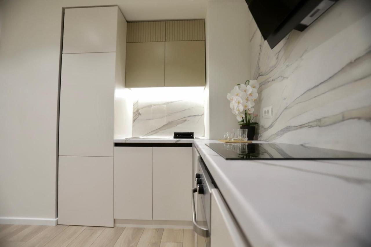 La Grand - New Bazaar Apartman Tirana Kültér fotó