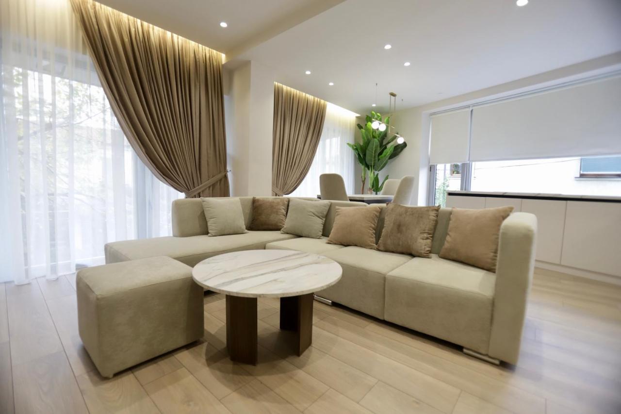 La Grand - New Bazaar Apartman Tirana Kültér fotó