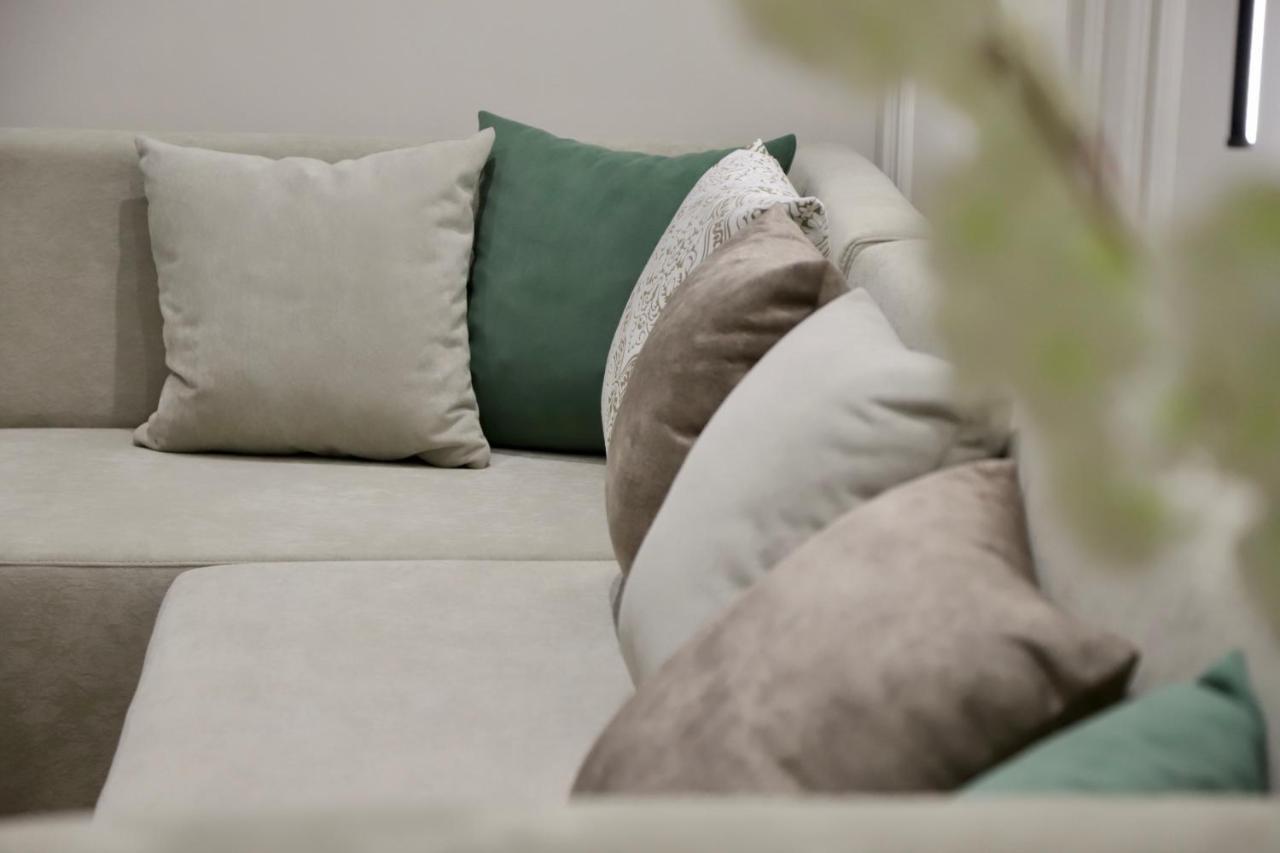 La Grand - New Bazaar Apartman Tirana Kültér fotó
