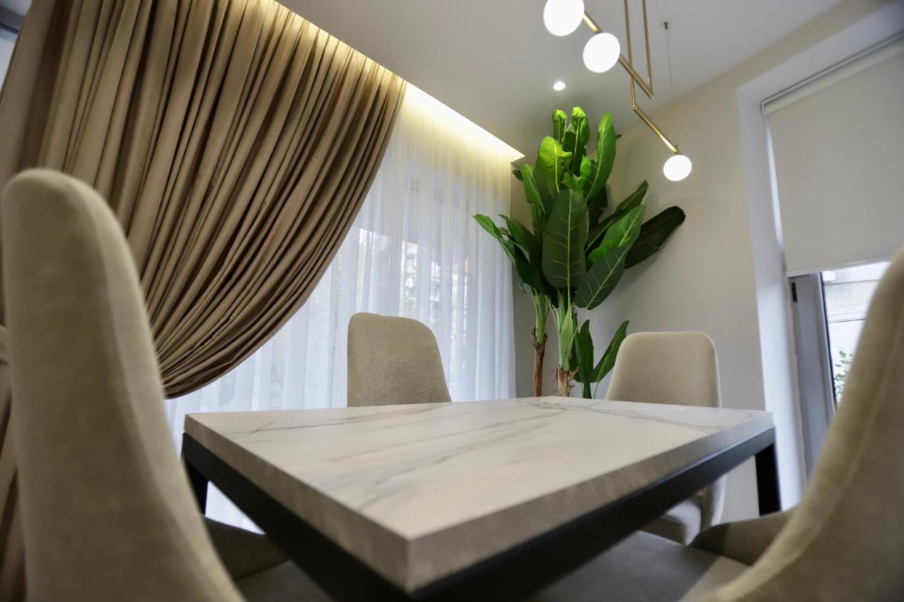 La Grand - New Bazaar Apartman Tirana Kültér fotó